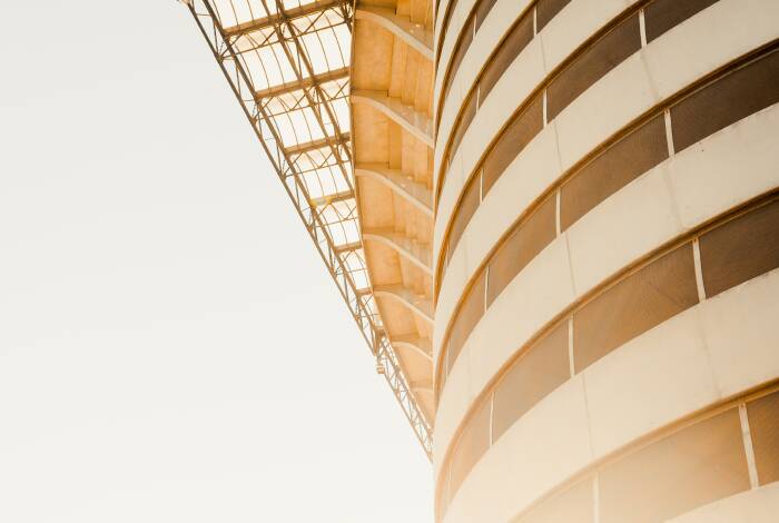 Stadio Giuseppe Meazza all'alba | Foto: Unsplash, Markus Splisser