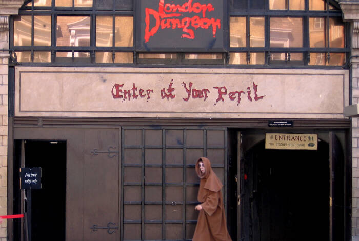 The London Dungeon entrance | C. G. P. Grey - CC BY 3.0