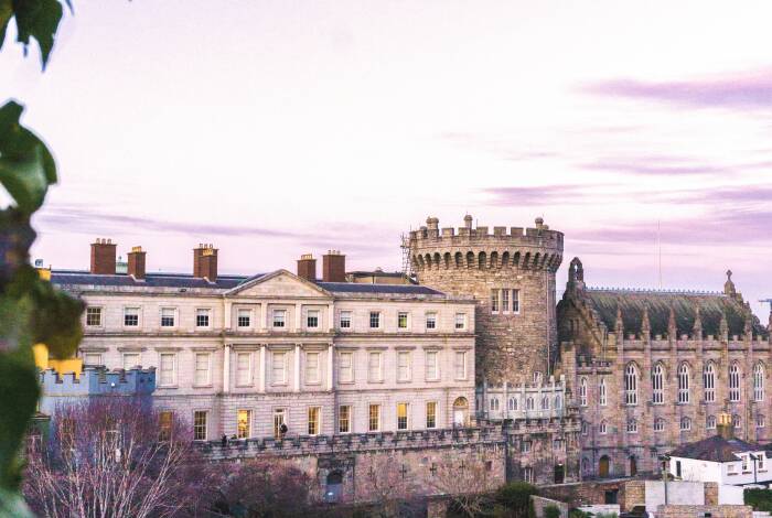 Dublin Castle with the Chapel Royal | Unsplash: Lisa Fecker