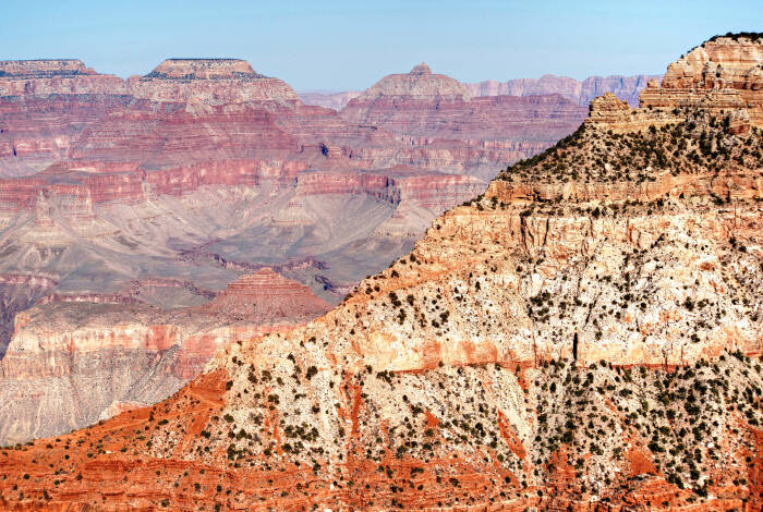 Peaks of the canyon | Photo: Unsplash, Michael Kirsh