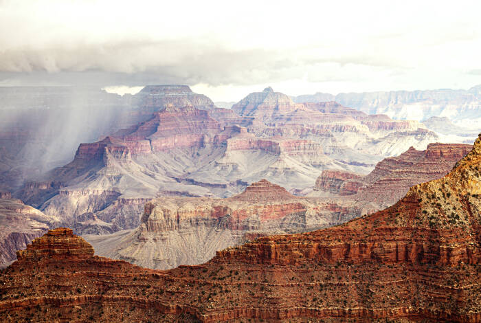 The Canyon | Photo: Unsplash, Vu Bui