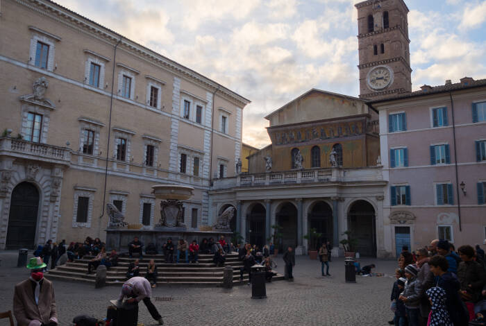 Piazza und Basilika di Santa Maria | Flickr: Matt Brisher CC-BY 2.0