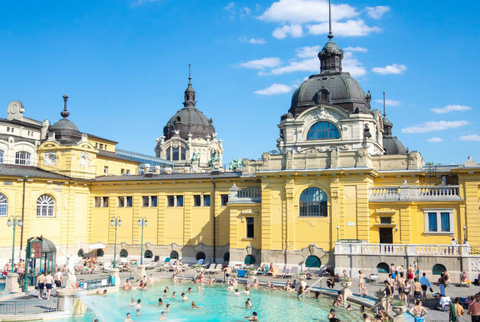 Im Außenbereich | Foto: Unsplash, Yoav Aziz