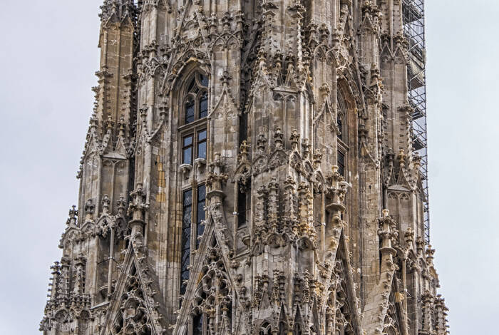 The South Tower of the Cathedral | Photo: Flickr, Paul Hudson - CC-BY-SA 2.0