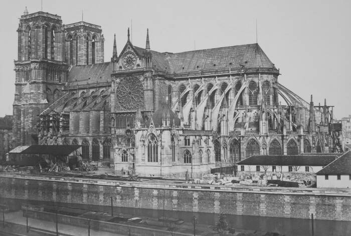 Notre Dame | Unsplash: The New York Public Library