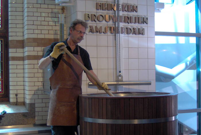 Heineken Brauereiverfahren | Flickr: charlotteshj CC-BY SA 2.0