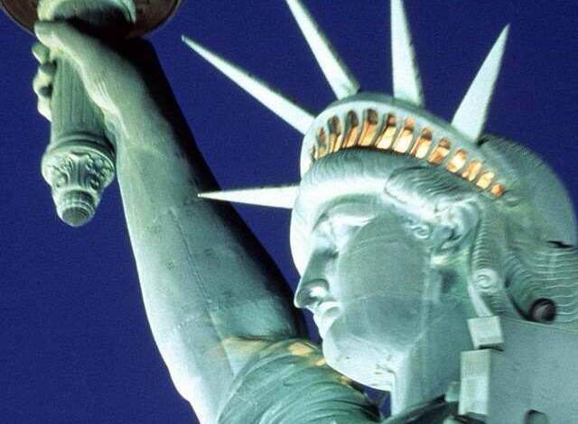 Lady Liberty di notte