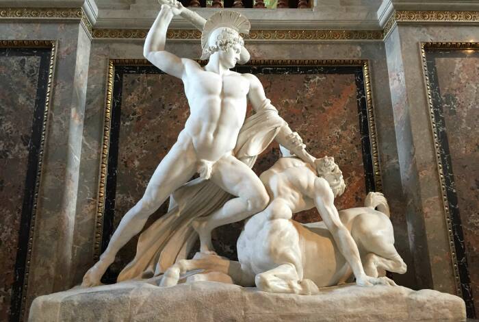 Sculptures in the KHM