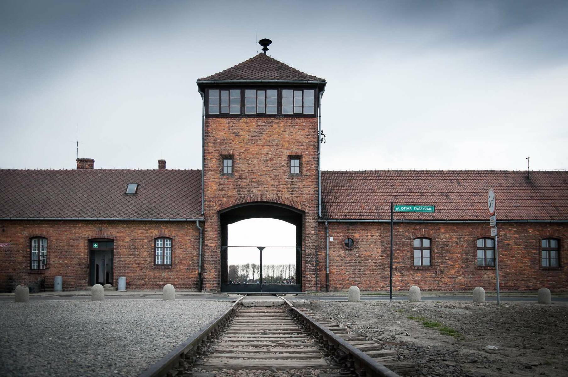 Auschwitz-Birkenau | Vergleiche Preise für Touren von verschiedenen  Webseiten für die Gedenkstätte