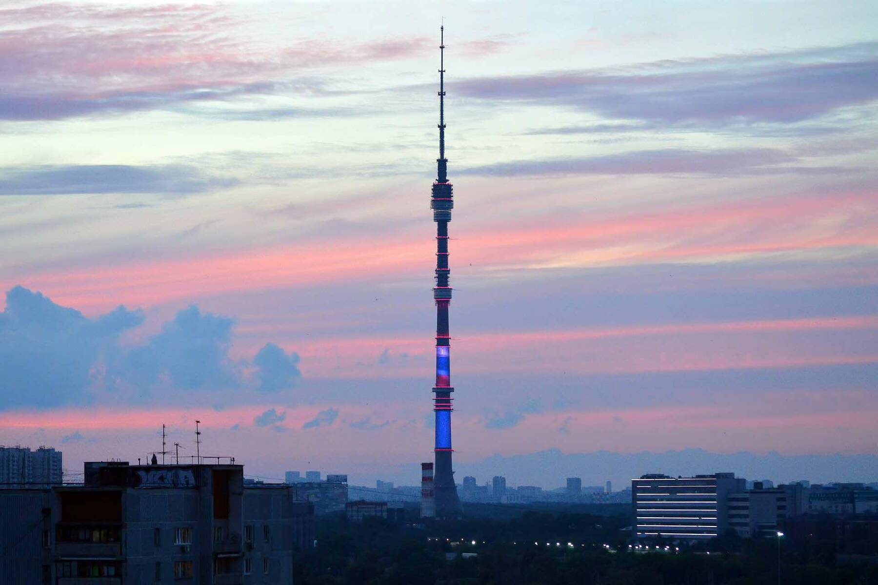 Fernsehturm Ostankino Vergleiche Tickets Und Fuhrungen Und Spare Zeit Und Geld In Moskau Mit Ticketlens