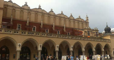 Krakauer Tuchhallen | Online Tickets & Touren Preisvergleich