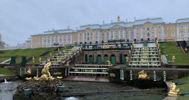 Schloss Peterhof | Online Tickets & Touren Preisvergleich