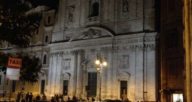 Santa Maria in Vallicella tickets & tours | Price comparison