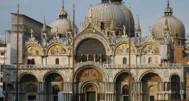 Biglietti e tour per Basilica di San Marco | Confronto prezzi