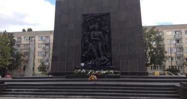 Warschauer Ghetto-Ehrenmal | Online Tickets & Touren Preisvergleich